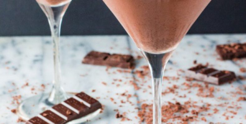 Рецепт коктейля «Шоколадный мартини»