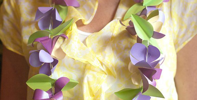 МК: гавайские бусы из бумажных цветов